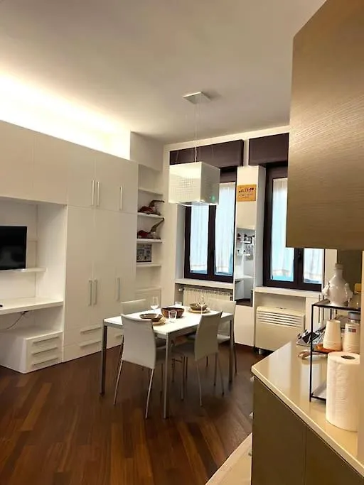 Il Nido Del Centro Storico-A Due Passi Dai Navigli E Dal Duomo Apartment Milan