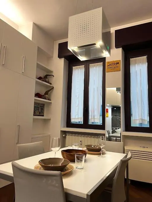 Il Nido Del Centro Storico-A Due Passi Dai Navigli E Dal Duomo Apartment Milan